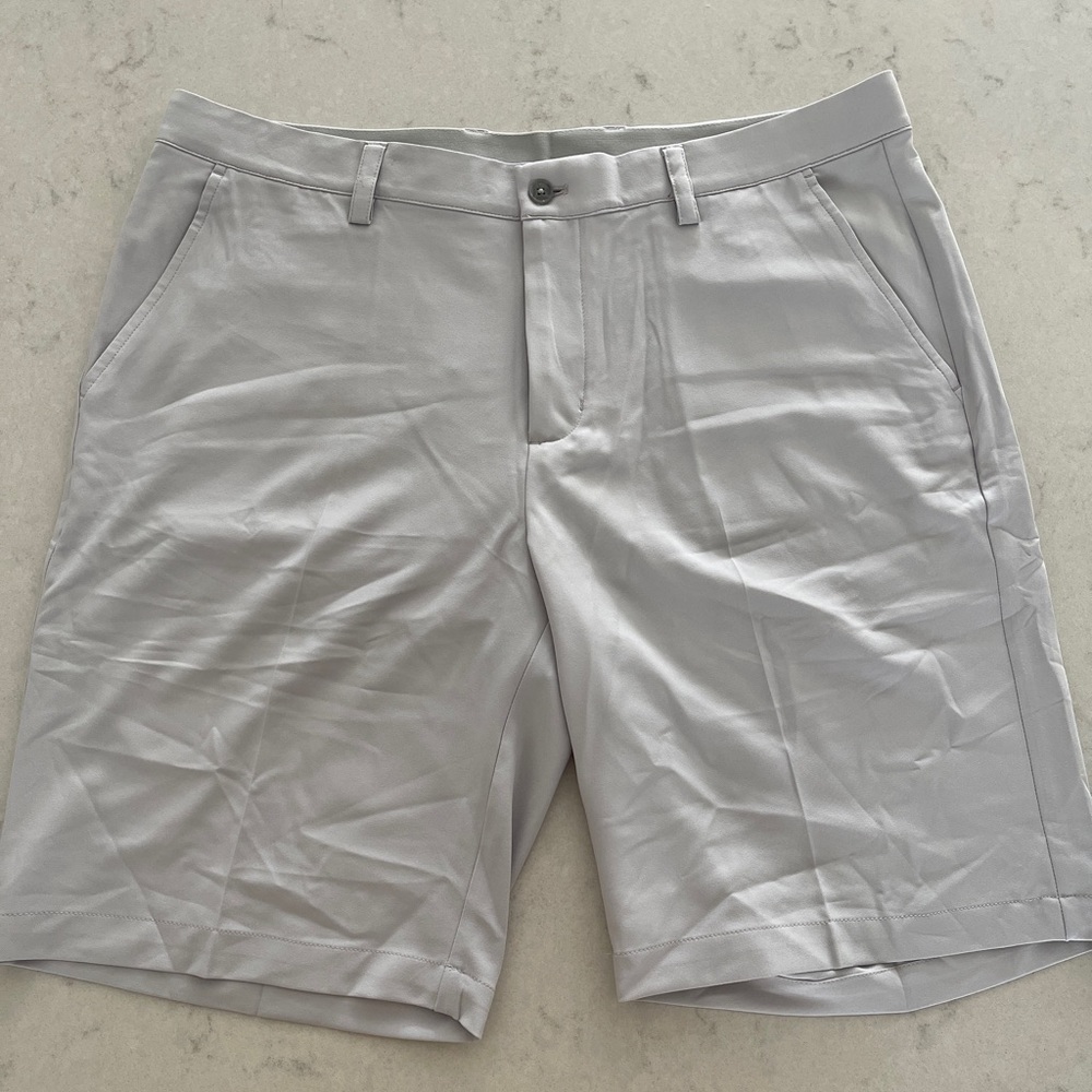 Greg Norman golf shorts